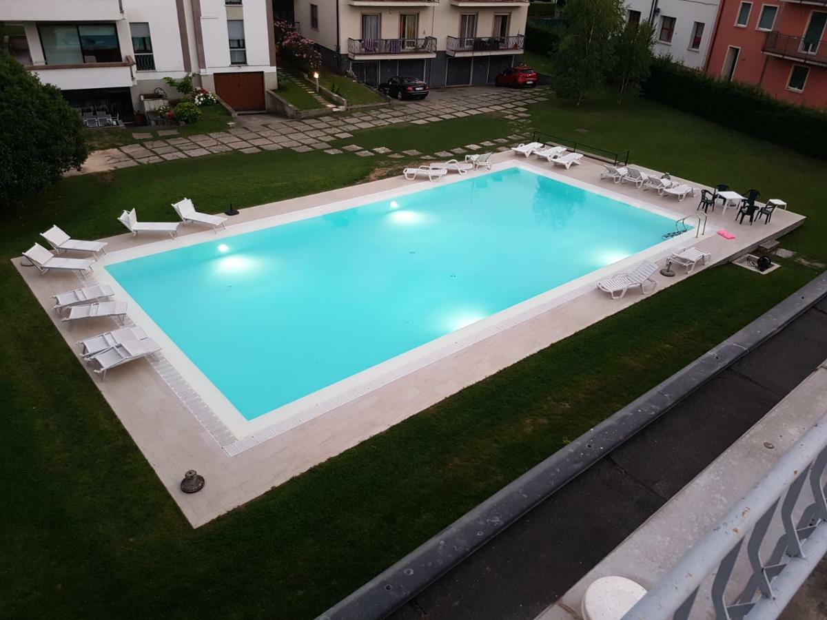 Casa Savoia Leilighet Desenzano del Garda Eksteriør bilde