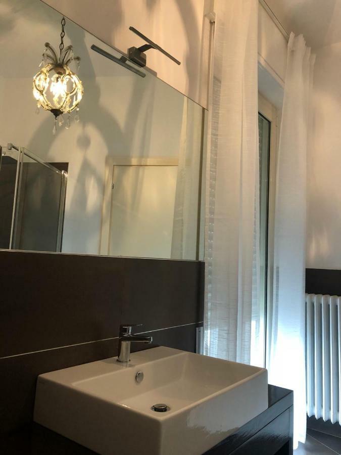 Casa Savoia Leilighet Desenzano del Garda Eksteriør bilde