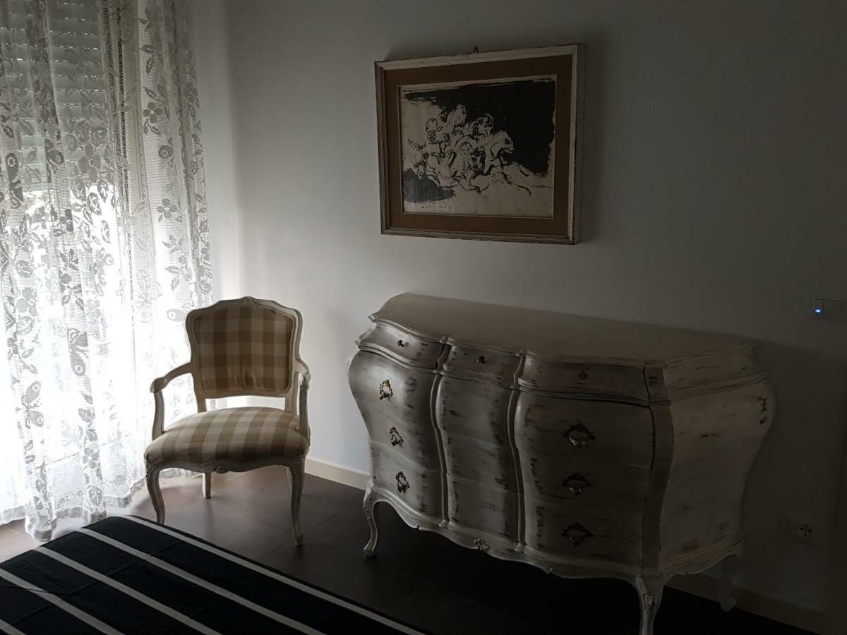 Casa Savoia Leilighet Desenzano del Garda Eksteriør bilde